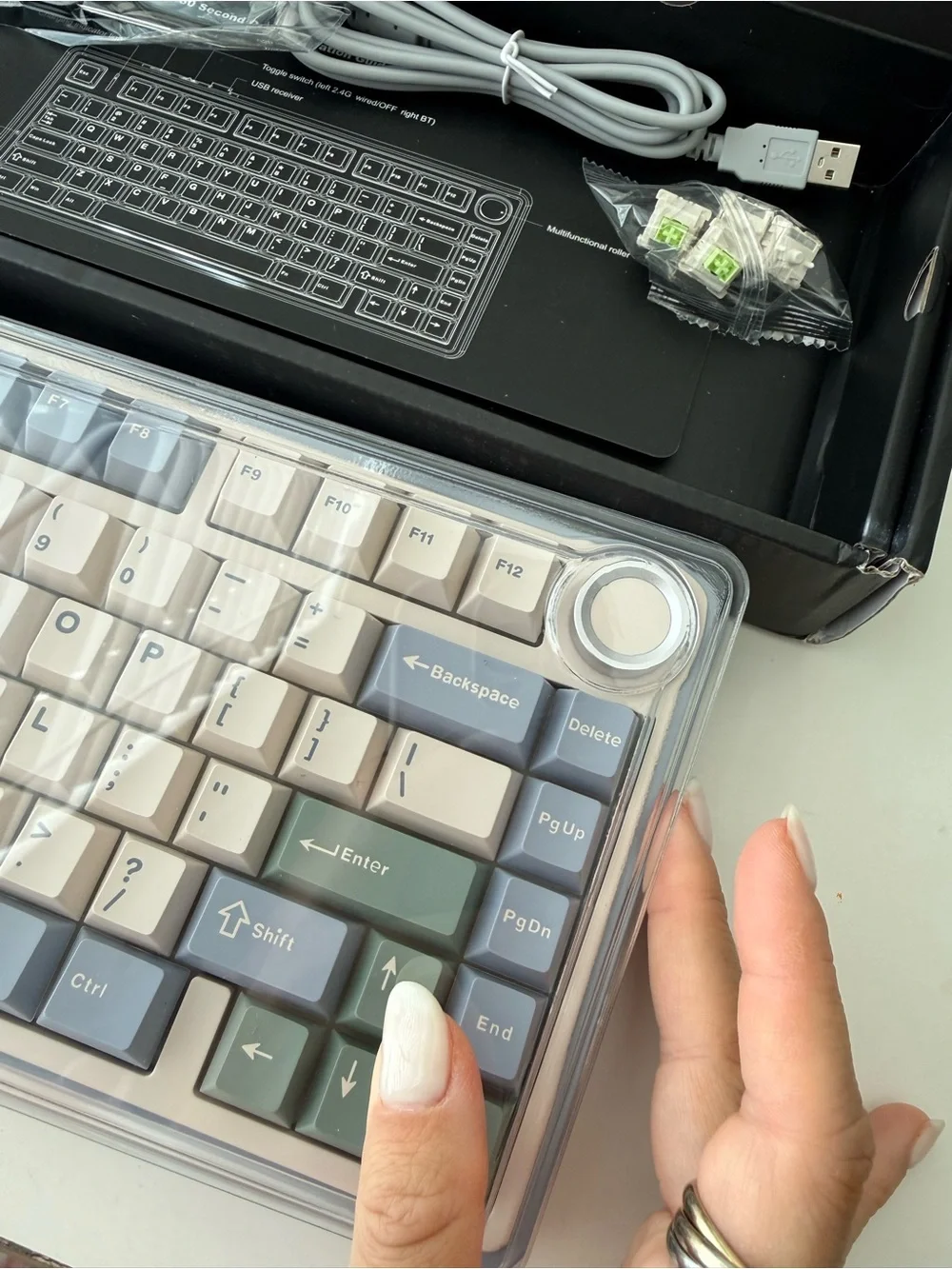 Brand new AULA F75 wireless mechanical keyboard - creamy sound, RGB backlight,